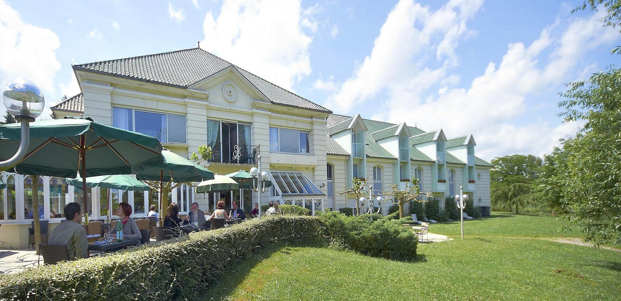 Hotel Restaurant Le Rive Gauche Joigny Exterior photo